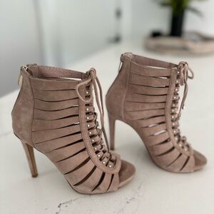 Women shoes